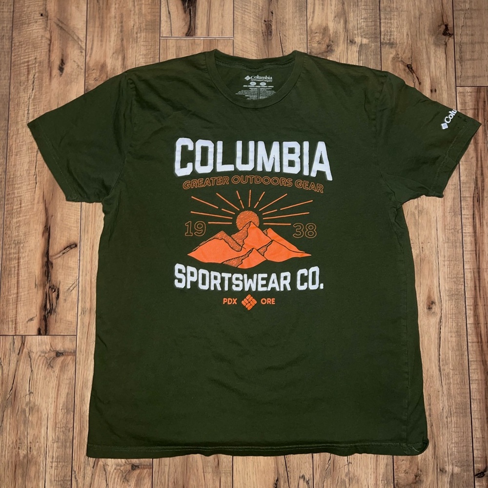 Columbia tee